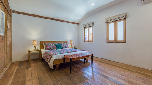 Villa Joglo Tumbak Bayuh Bedroom 4