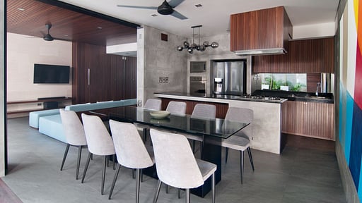 Villa Jumat Dining area