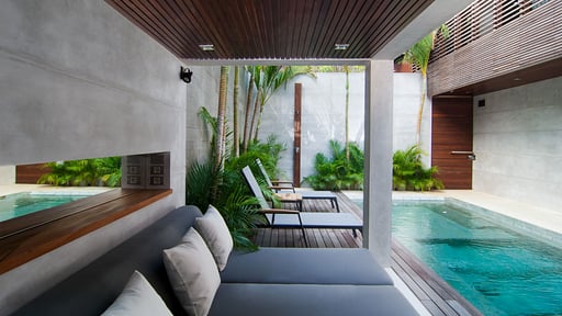 Villa Jumis Schwimmbad 2