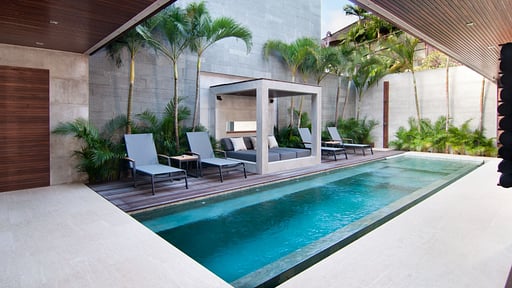 Villa Jumis Schwimmbad 2