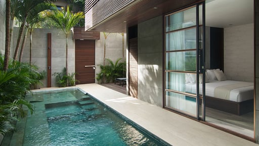 Villa Jumis Schwimmbad 1