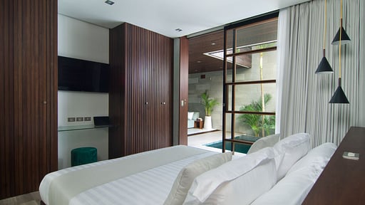 Villa Jumis Schlafzimmer 1