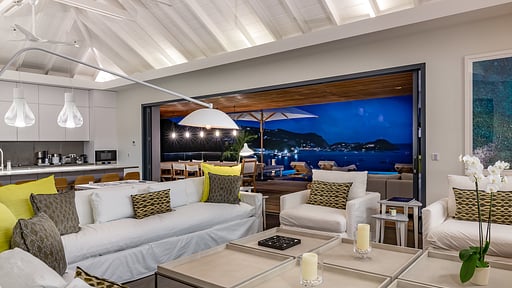 Villa June Woonkamer