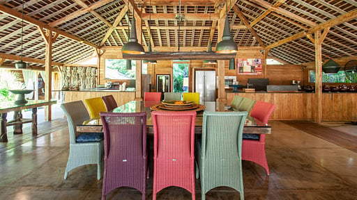 Villa Ka Dining area