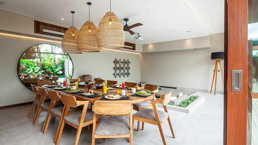 Villa Kabaya Dining area