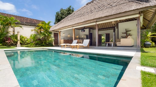Villa Kabutera Swimming pool