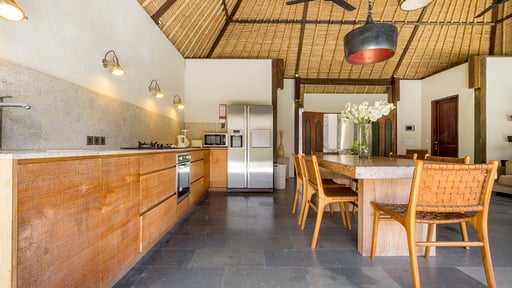 Villa Kabutera Kitchen