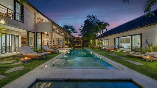 Villa Kadek Swimming pool