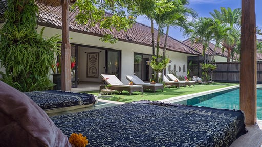 Villa Kadek Swimming pool