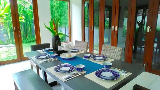 Villa Kadewa Salle à manger