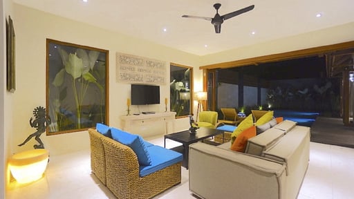 Villa Kadewa Salon