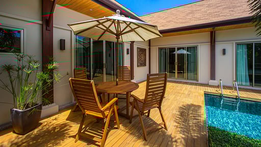 Villa Kaheru Swimming pool