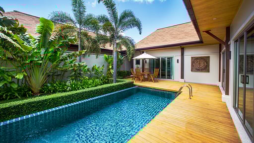 Villa Kaheru Swimming pool