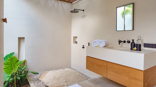 Villa Kai Lani Bedroom 2