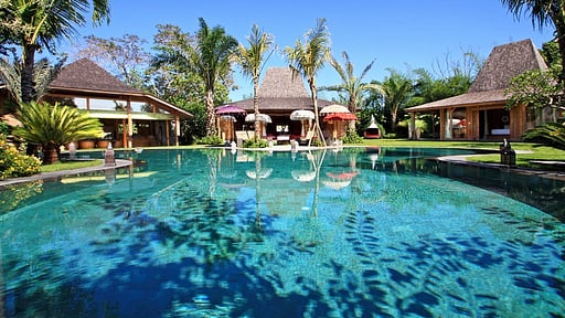Villa Kalua Swimming pool 1