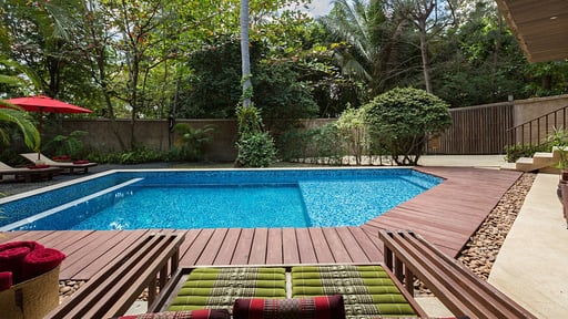 Villa Kalyana Swimming pool 3