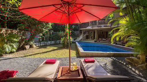 Villa Kalyana Swimming pool 3