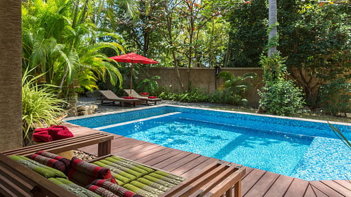 Villa Kalyana Swimming pool 3