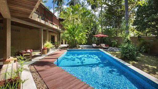 Villa Kalyana Swimming pool 3