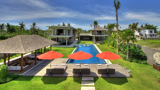 Villa Kalyani Swimming pool 1