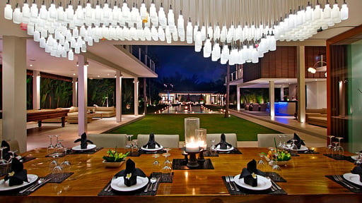 Villa Kalyani Dining area
