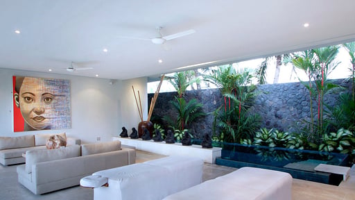 Villa Kalyani Swimming pool 2