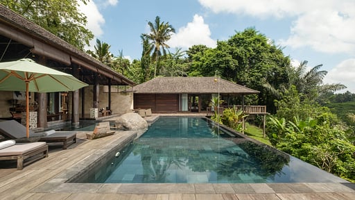 Villa Kamaniiya Swimming pool