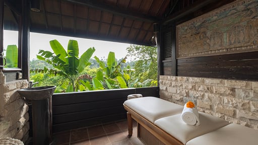 Villa Kamaniiya Spa