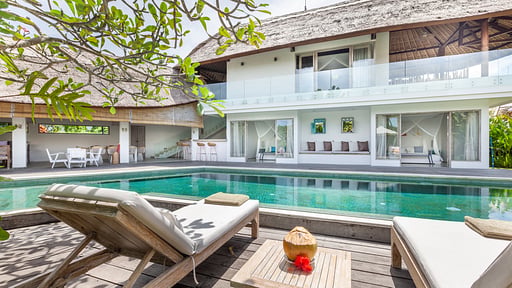 Villa Kami Piscina