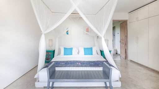 Villa Kami Dormitorio 2