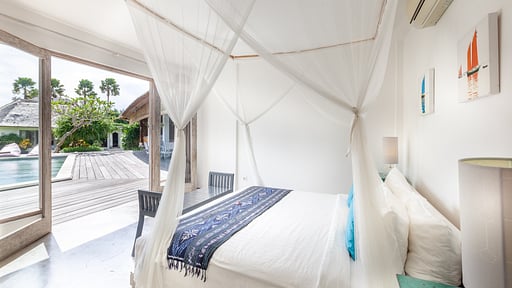 Villa Kami Dormitorio 2