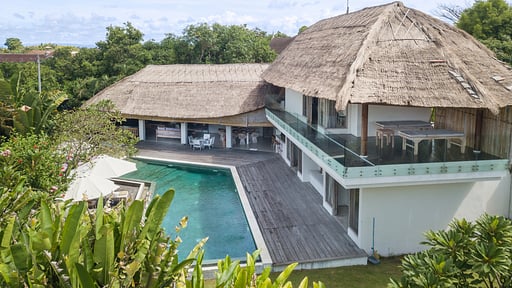 Villa Kami Piscina
