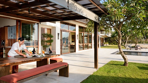 Villa Karang Kembar Tiga Dining area