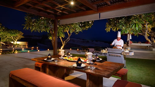 Villa Karang Kembar Tiga Dining area