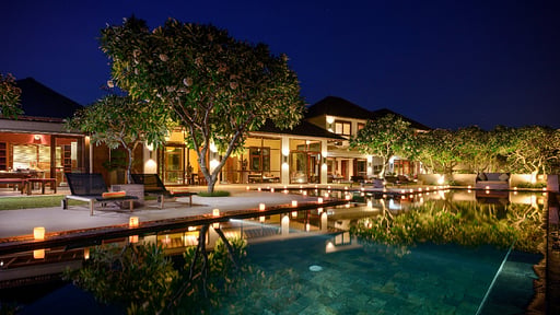 Villa Karang Kembar Tiga Swimming pool