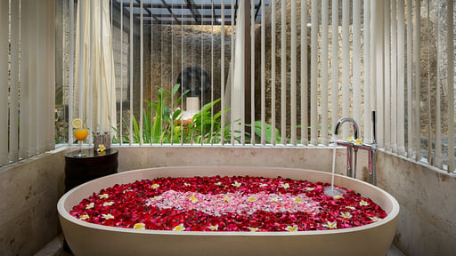 Villa Karang Kembar Tiga Bedroom 1