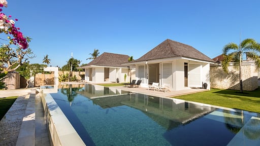 Villa KaRein Swimming pool
