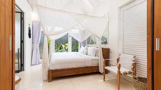 Villa KaRein Bedroom 1