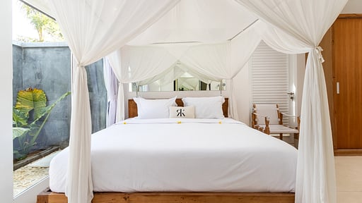 Villa KaRein Bedroom 1