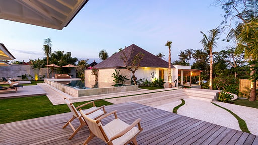 Villa KaRein Swimming pool