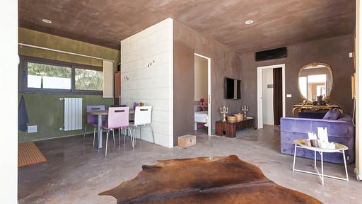 Villa Karma Living room