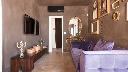 Villa Karma Living room