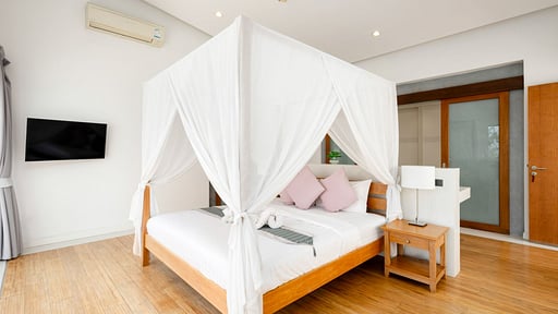 Villa Karpe Diem Bedroom 4