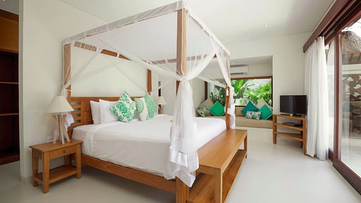 Villa Kashantre Blue Bedroom 2