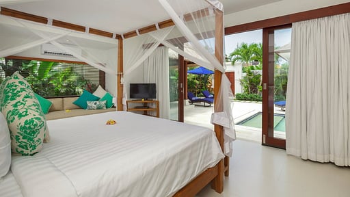Villa Kashantre Blue Bedroom 2