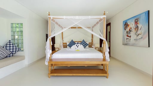 Villa Kashantre Blue Bedroom 3
