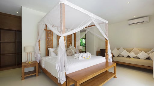 Villa Kashantre Blue Bedroom 1