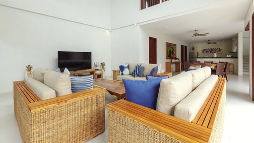 Villa Kashantre Blue Living room