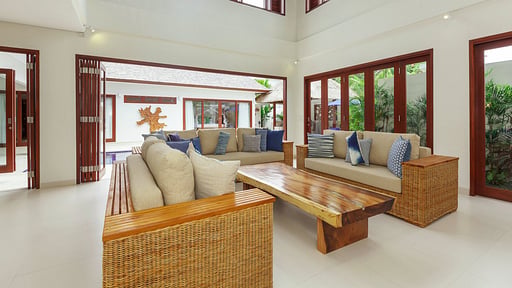Villa Kashantre Blue Living room