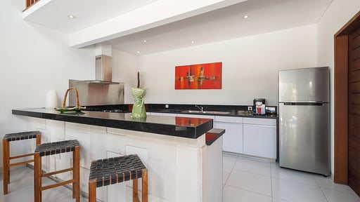 Villa Kashantre Kitchen